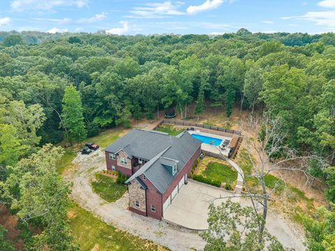 121 Regency Ln Dickson TN 37055