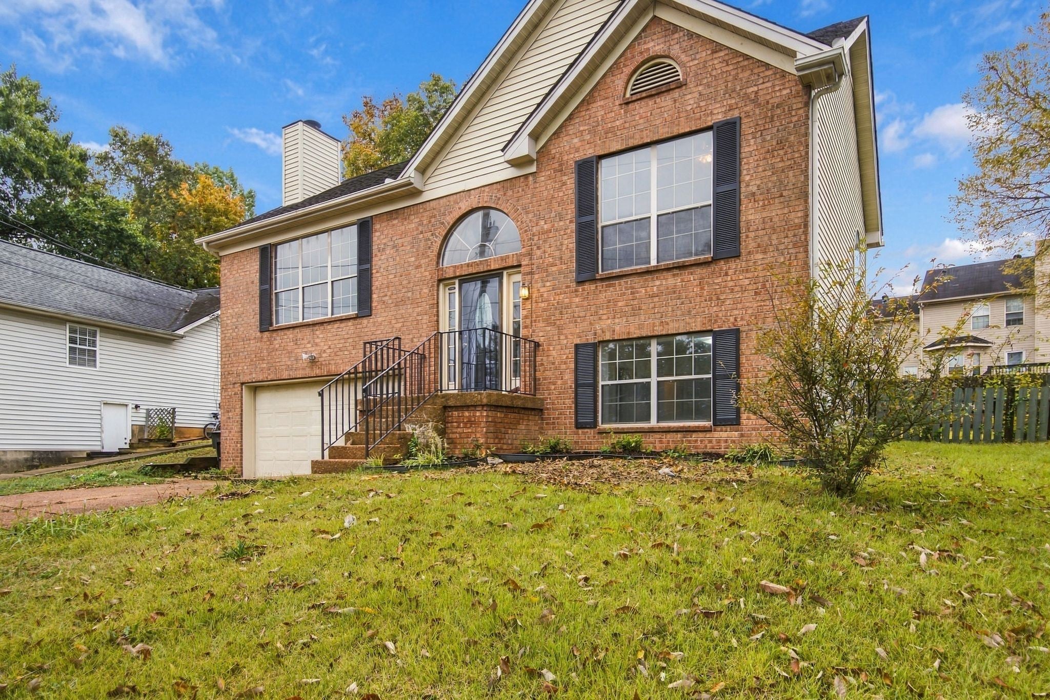 3-bed listing at 1109 Burlingame Ct, Antioch