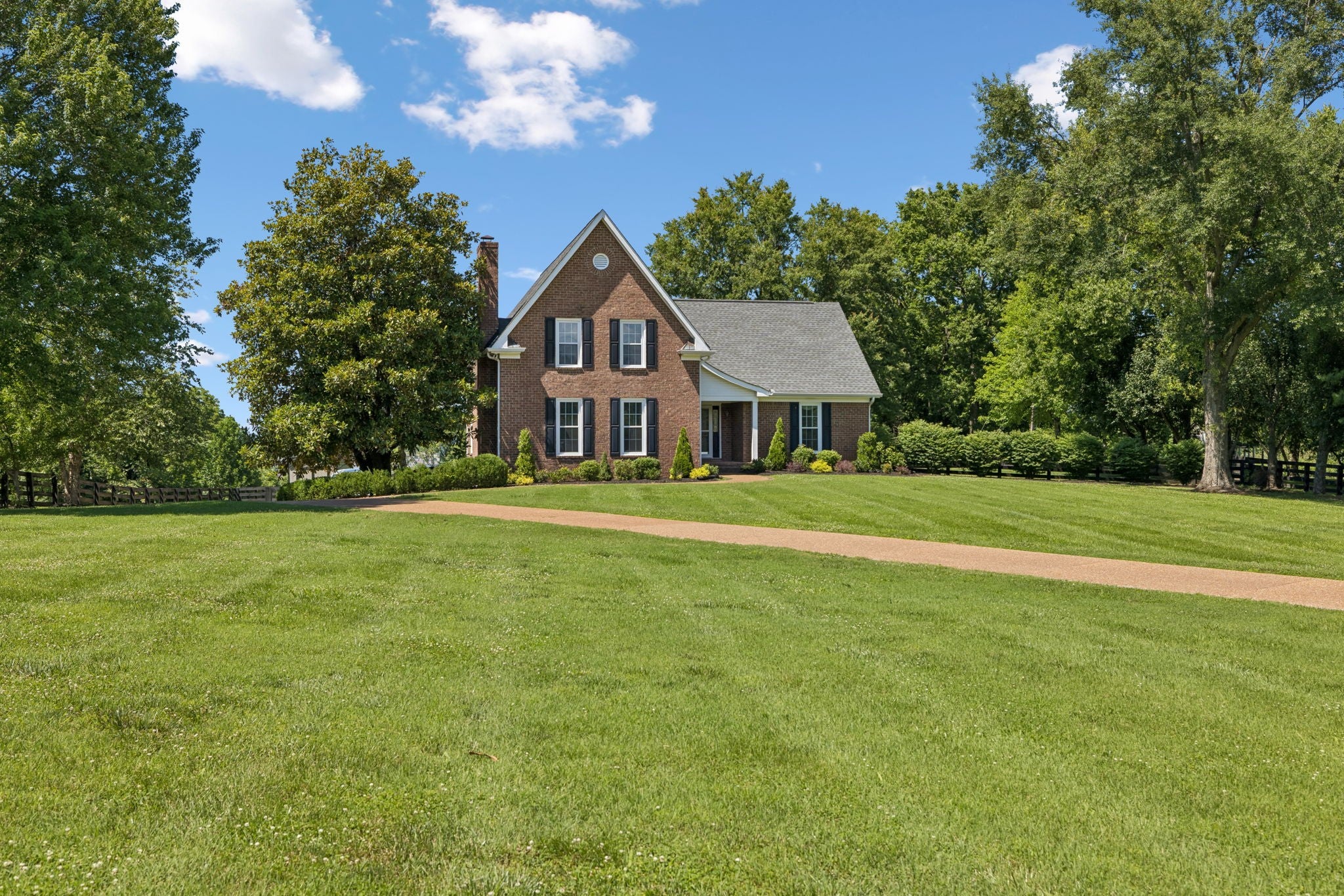 4320 Long Ln