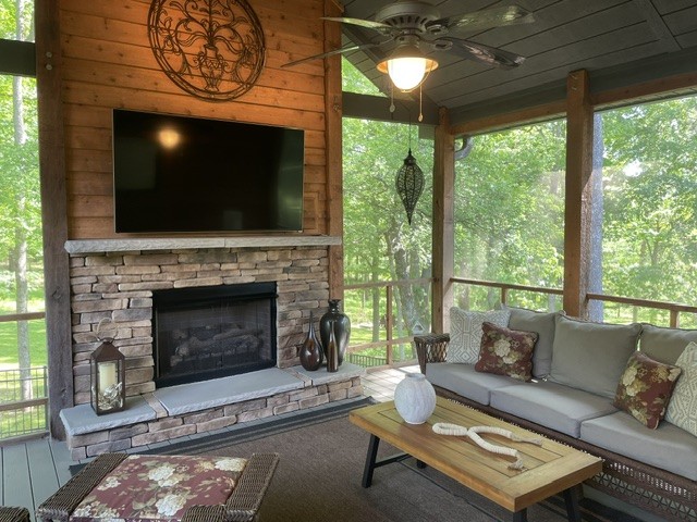 1023 Mount Olivet Rd