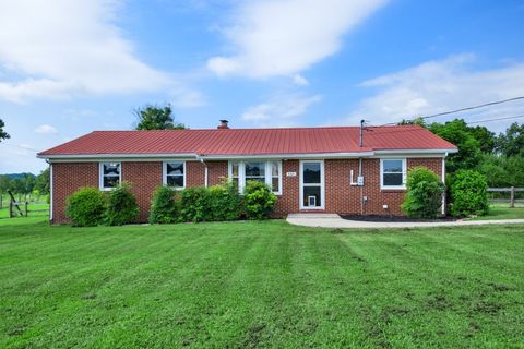 4021 Yager Rd McMinnville TN 37110