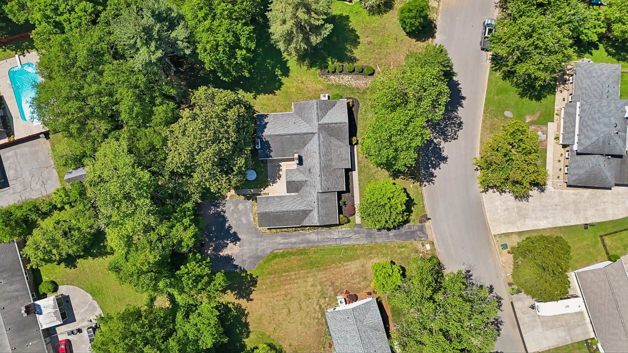2250 Wiltshire Dr