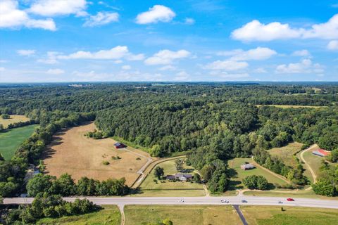 2085 52 E Highway Portland TN 37148