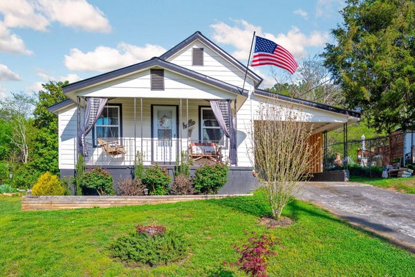 197 MAIN ST, COPPERHILL, TN 37317 - Image d37af40d8d9a1a5d87bb102722cf0fbd/1544287178