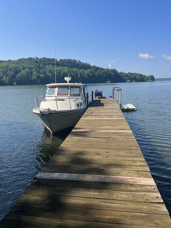 Photo 1 of 28 — 624 Short Creek Rd, Dover, TN 37058