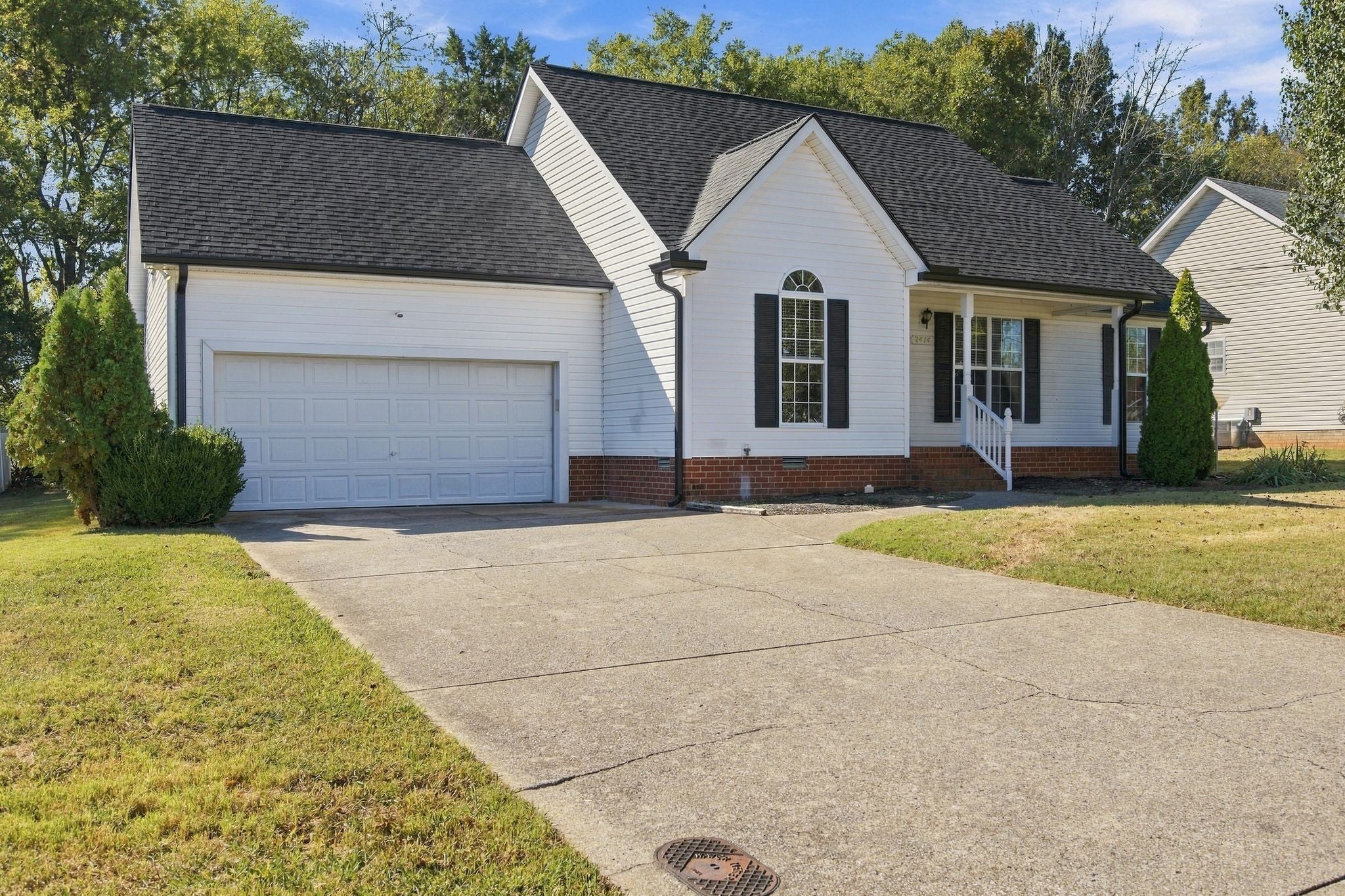 2414 Lismore Dr