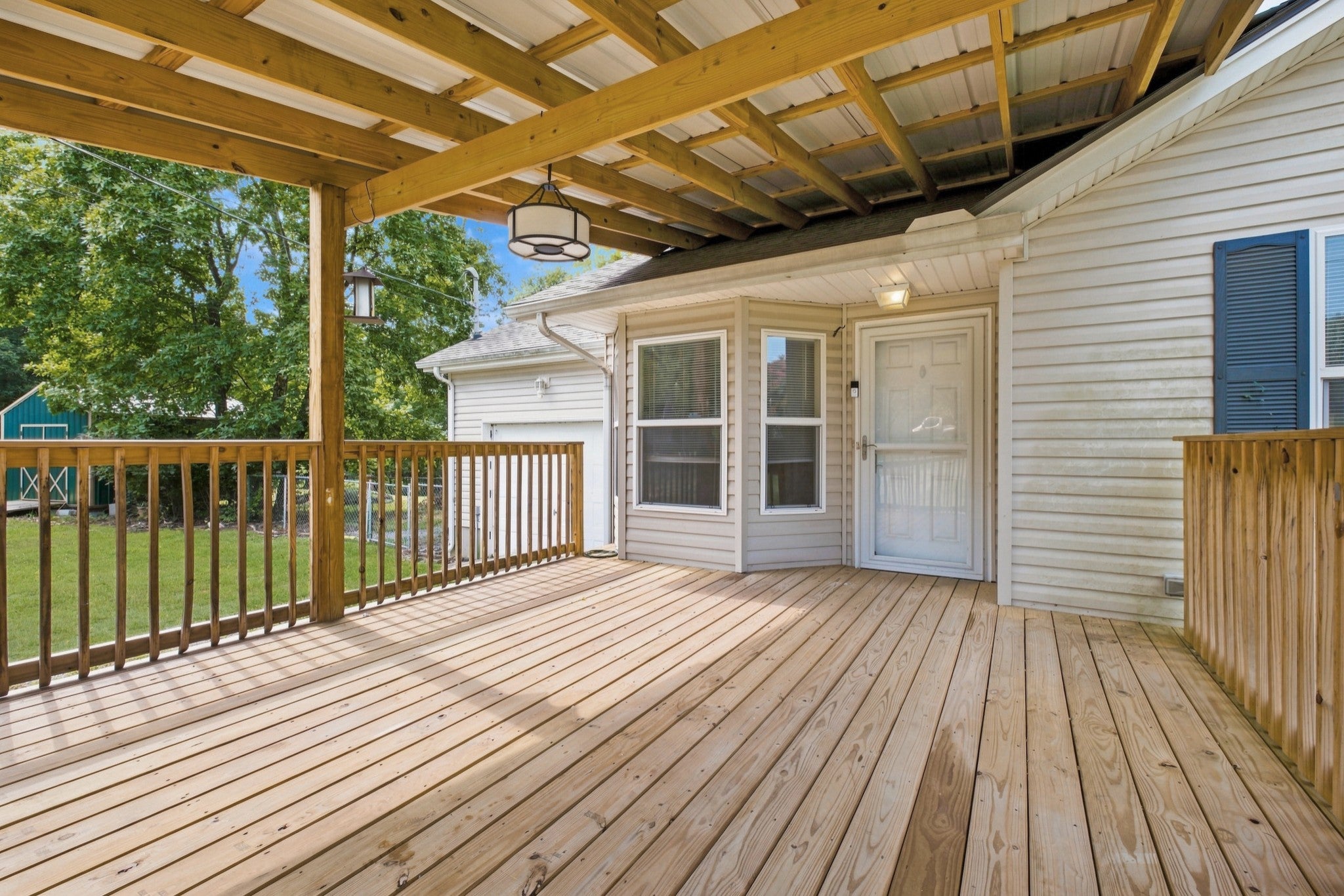 1103 Cindi Ct