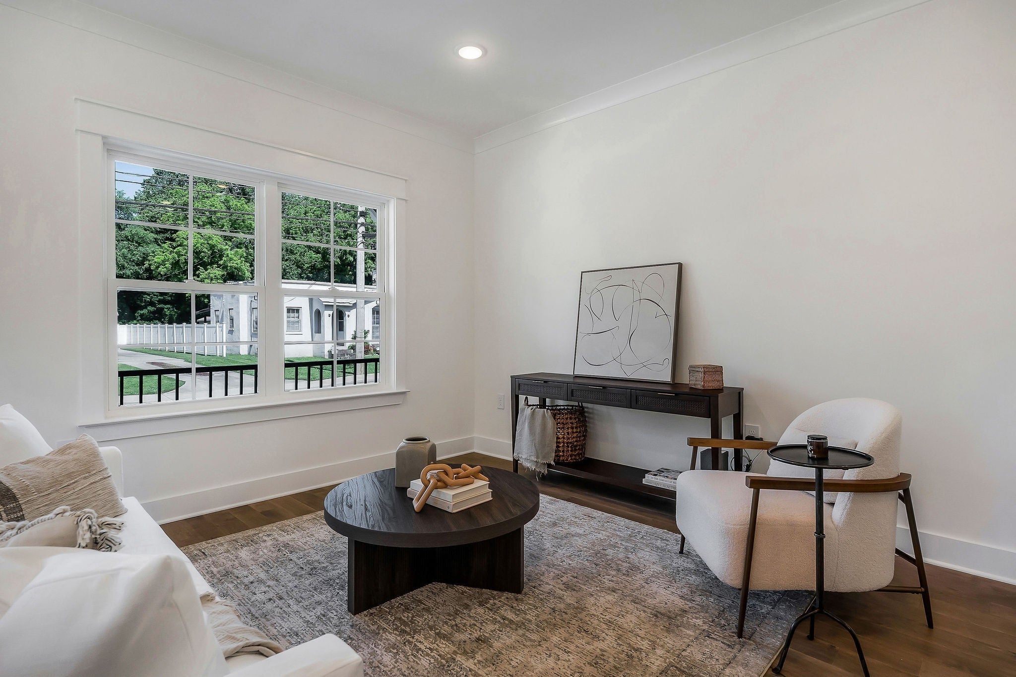 205 S High St 34
