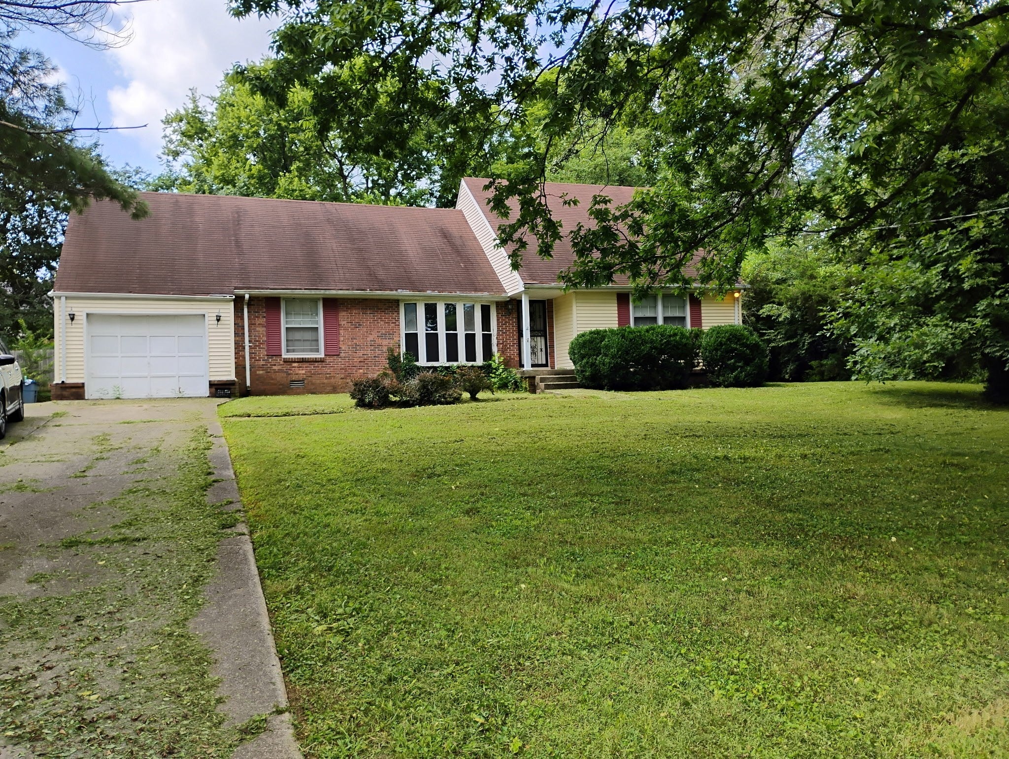 3.0-bed rental at 7020 Cotton Blossom Ln