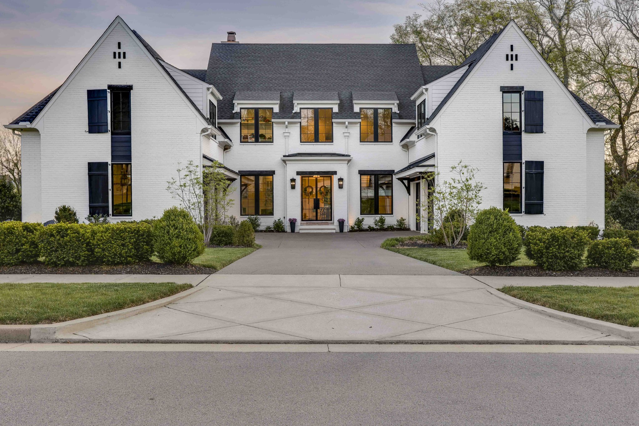 1411 Newhaven Dr