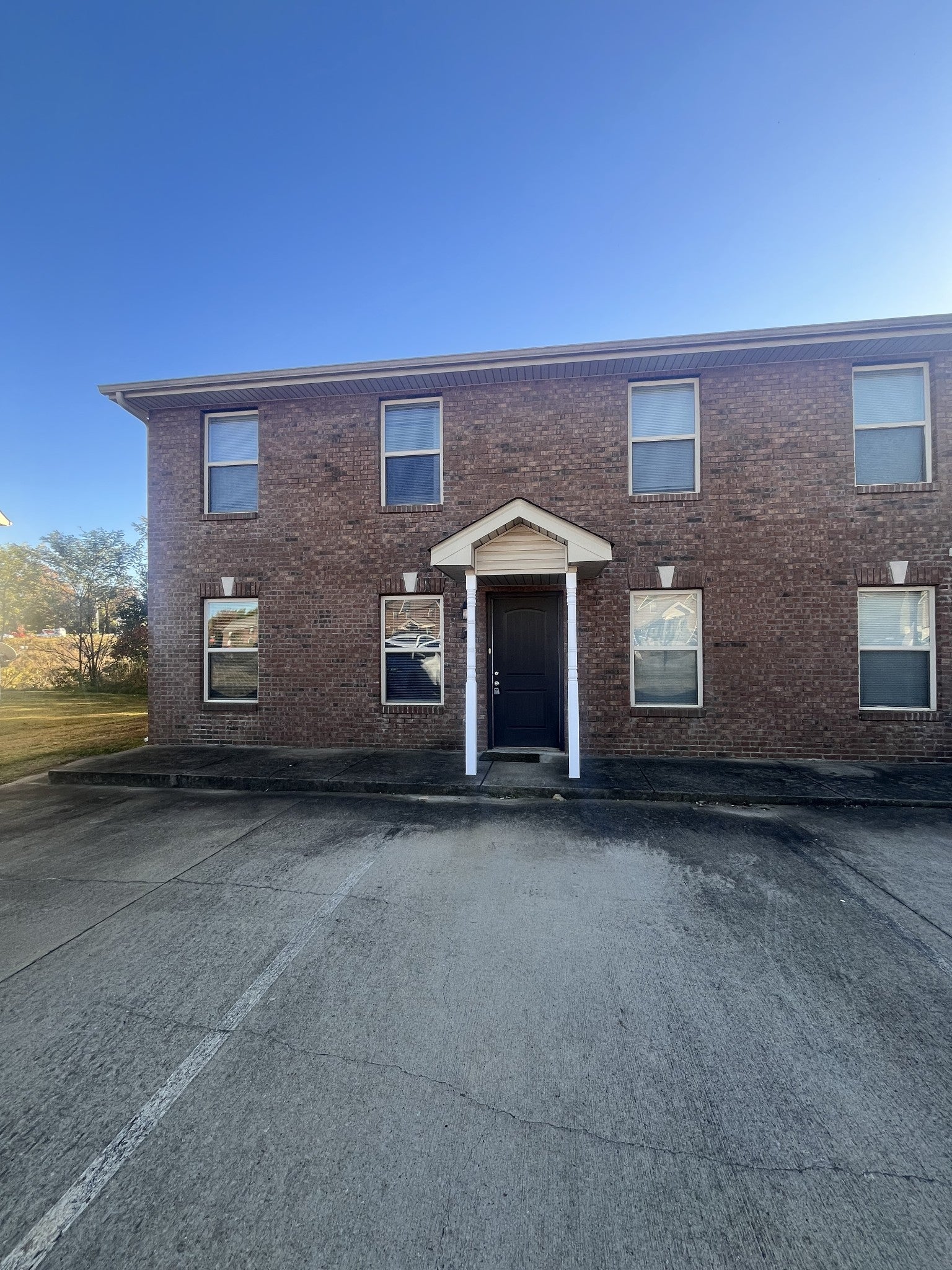 1717 Manning Dr