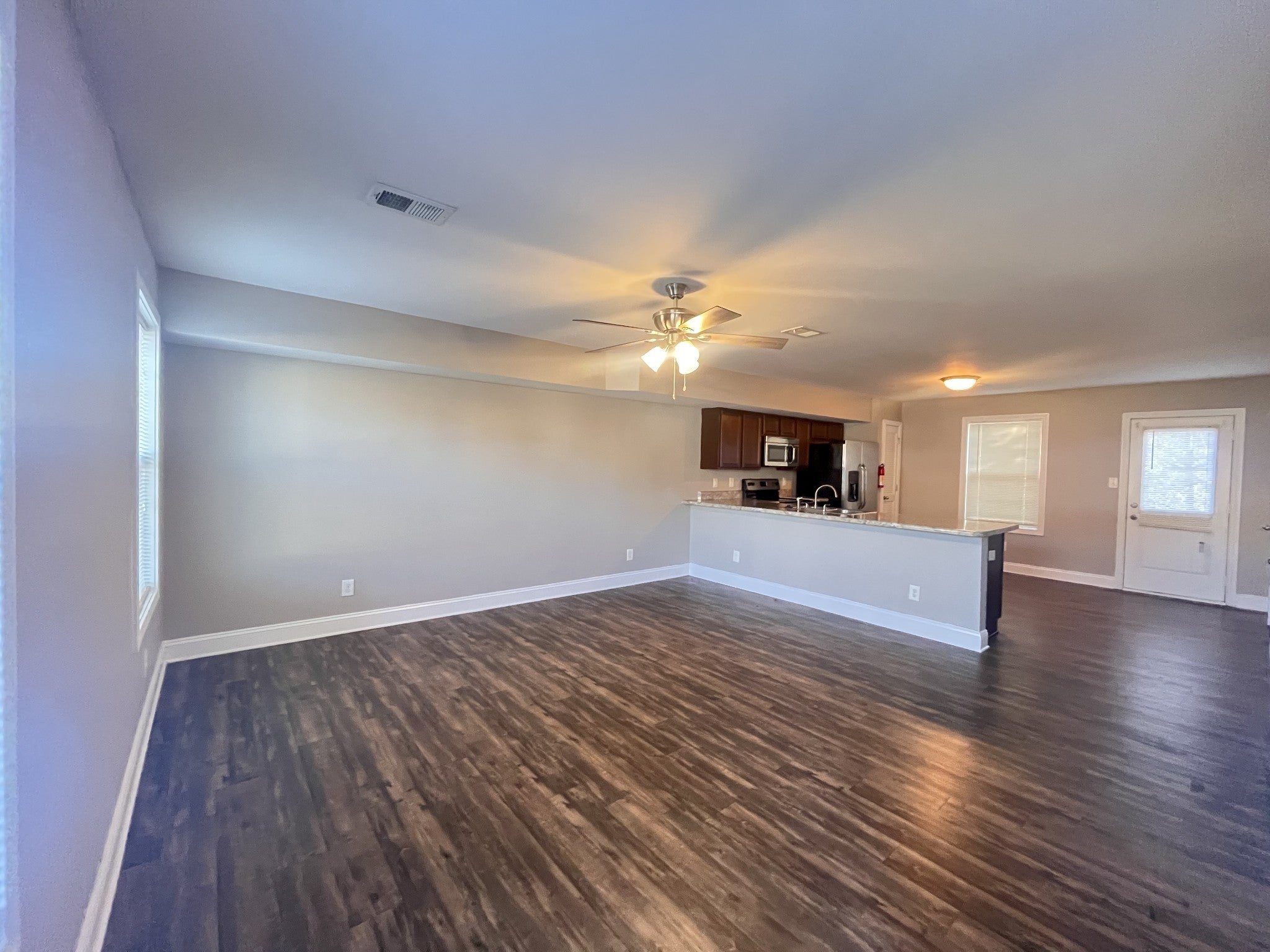 1717 Manning Dr