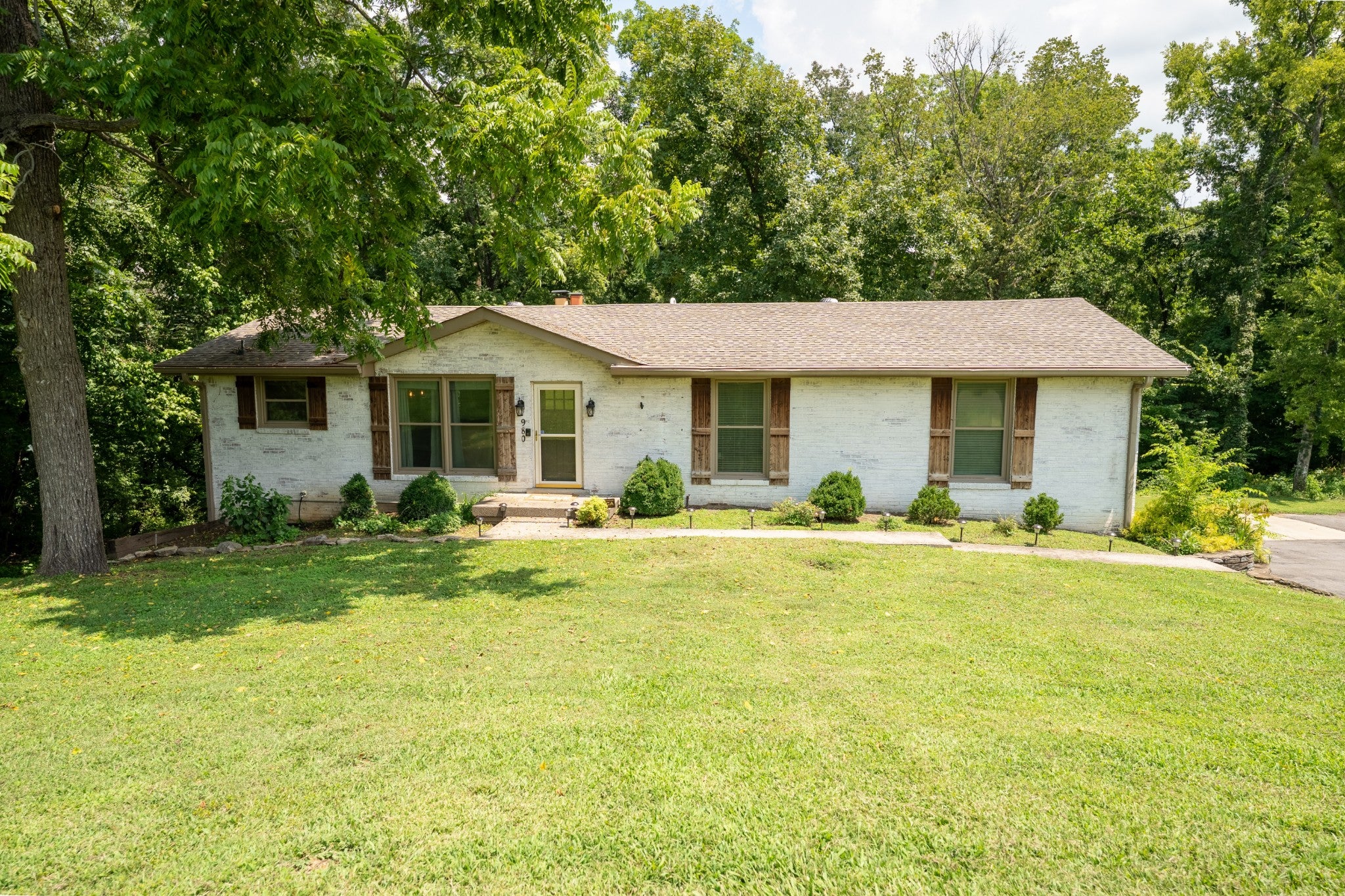 980 Vanderbilt Rd