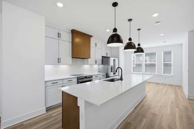 205 Harmony Alley, Nashville - listing photo 4