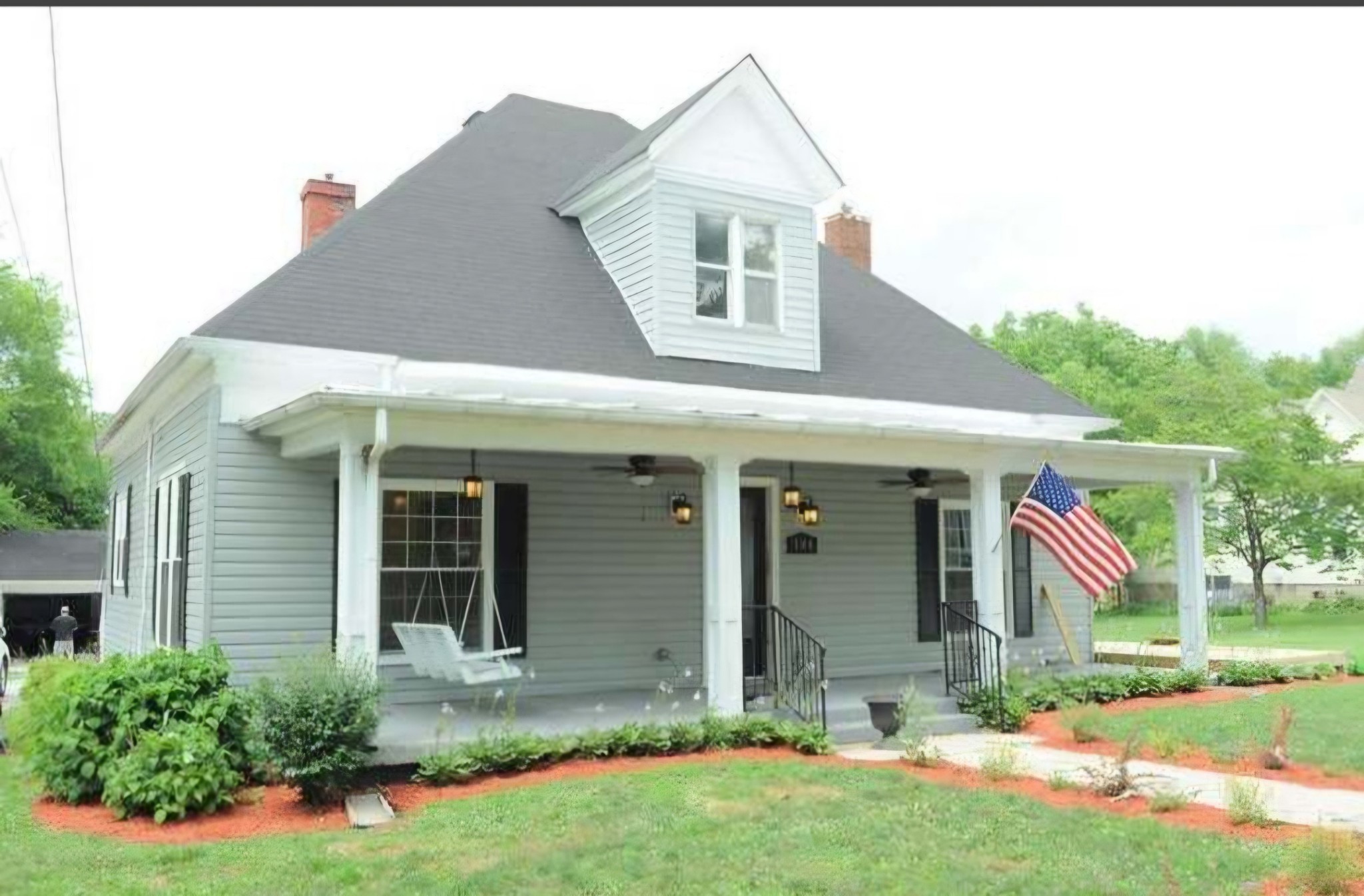 108 High St