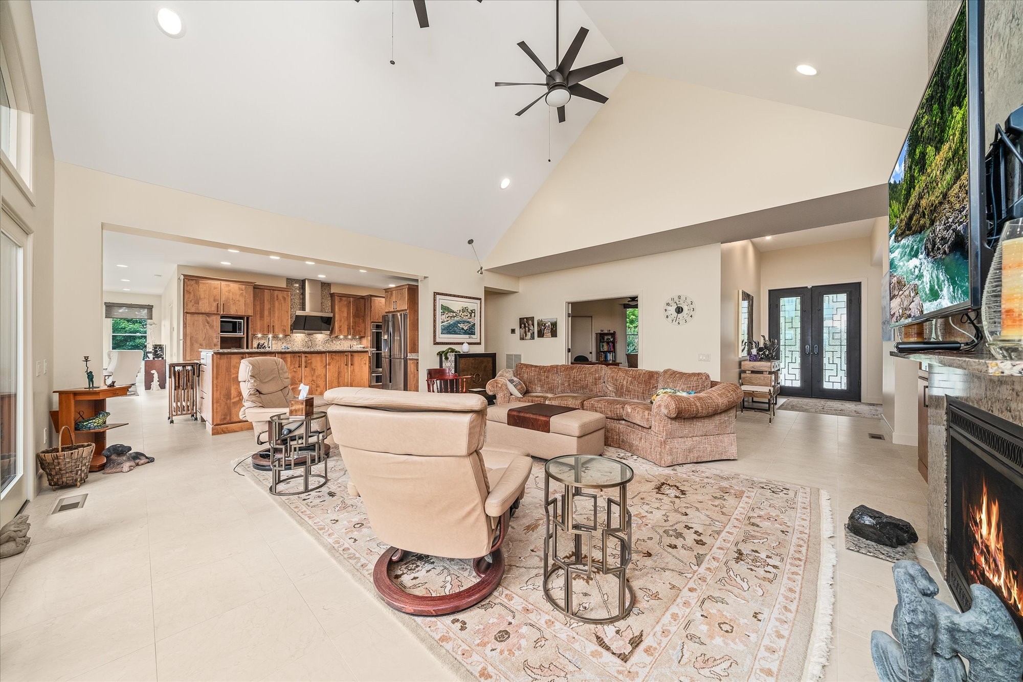 Crossville, Tennessee, 38558, United States, 4 Bedrooms Bedrooms, ,4 BathroomsBathrooms,Residential,Active,2017429