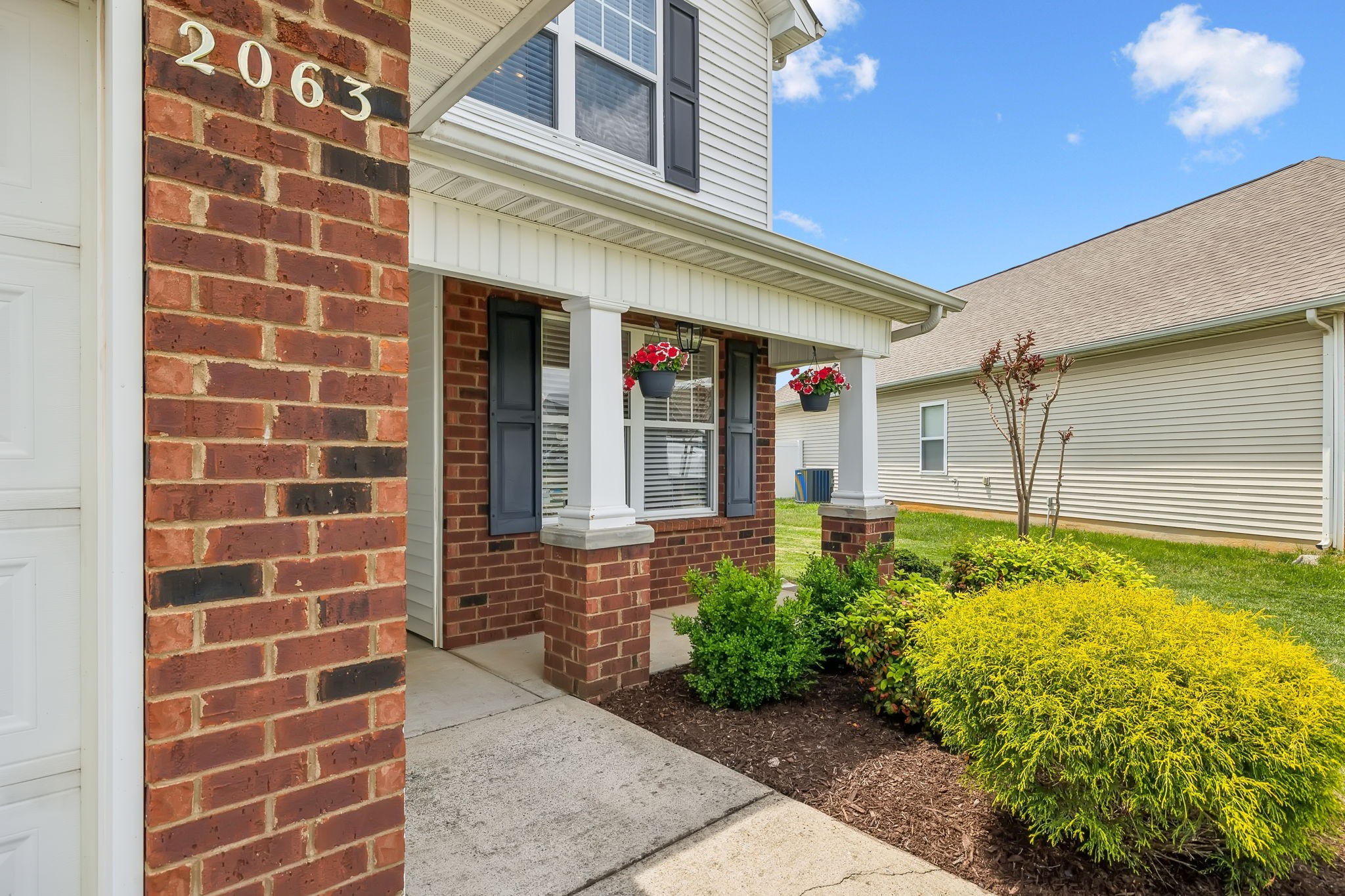 2063 Sparco Cir