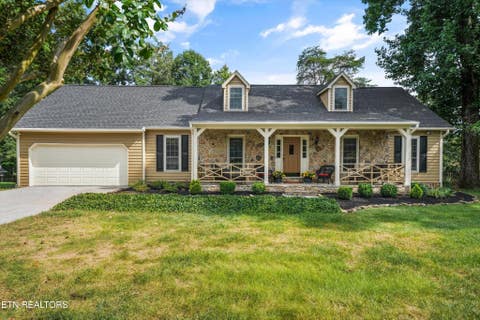 Photo of 12124 Valley Tr, Knoxville, TN 37934 (MLS # 3513417)