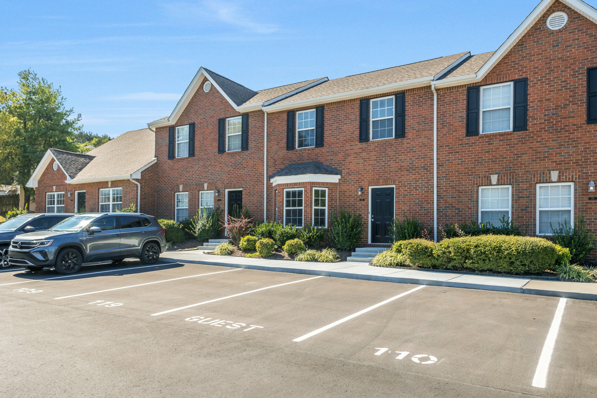 1101 Downs Blvd 109