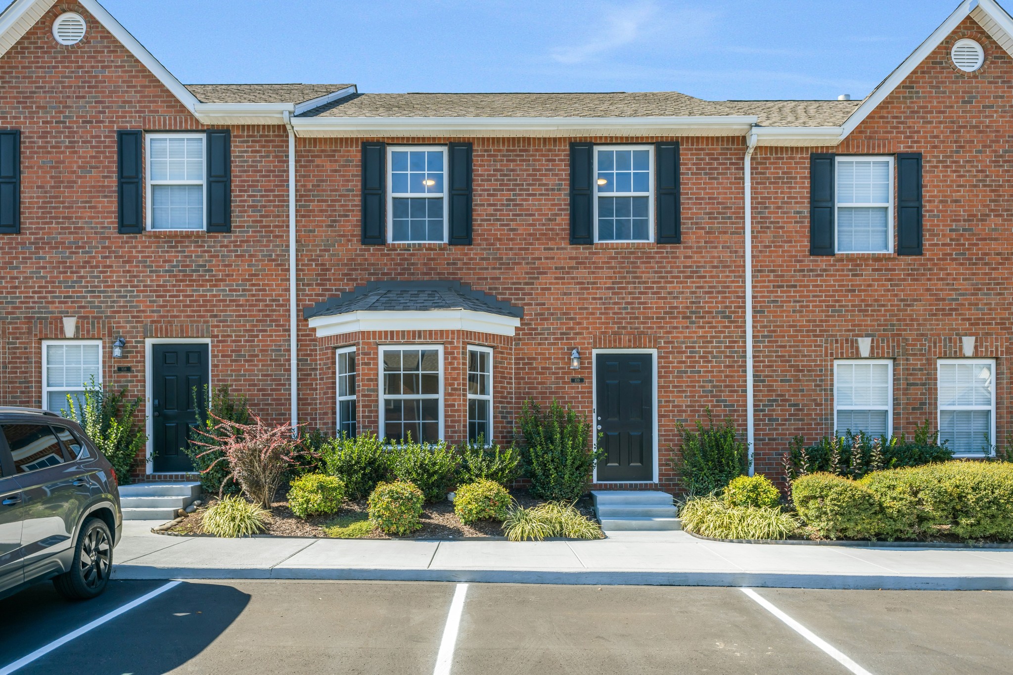 1101 Downs Blvd 109