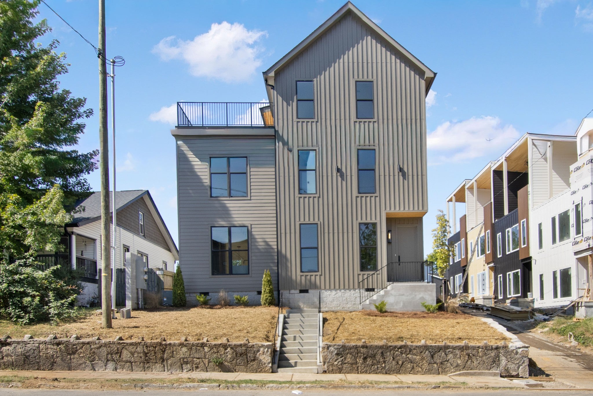 4-bed listing at 108a N 9th St, Nashville
