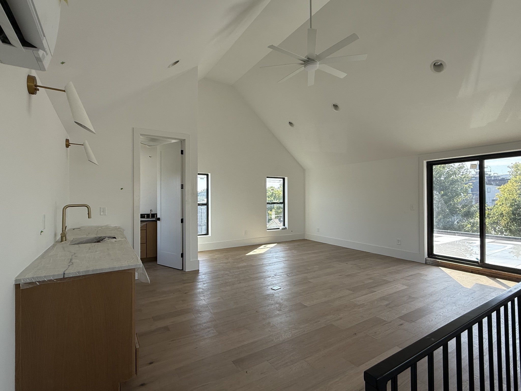 4-bed condo for sale in Nashville, TN 37206, 108a N 9th St 108a N 9th St, Nashville TN 37206 4-bed condo, photo 5 of 48