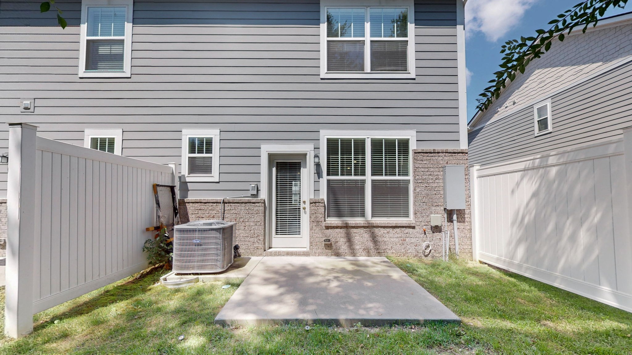 1772 Frodo Way