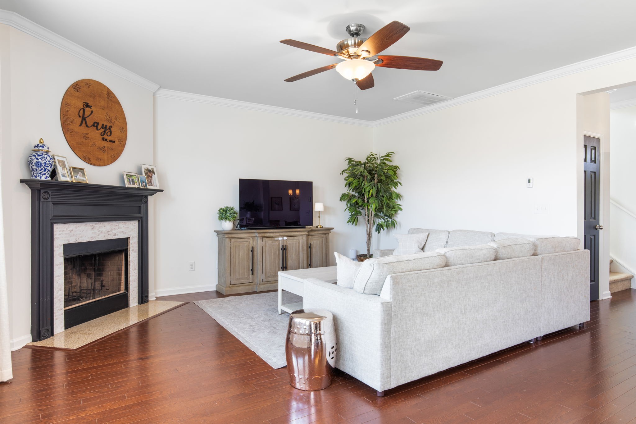 1087 Abberley Cir