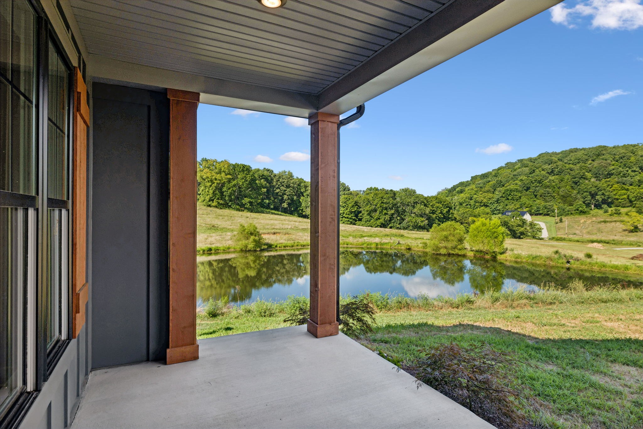 481 Brazier Ln