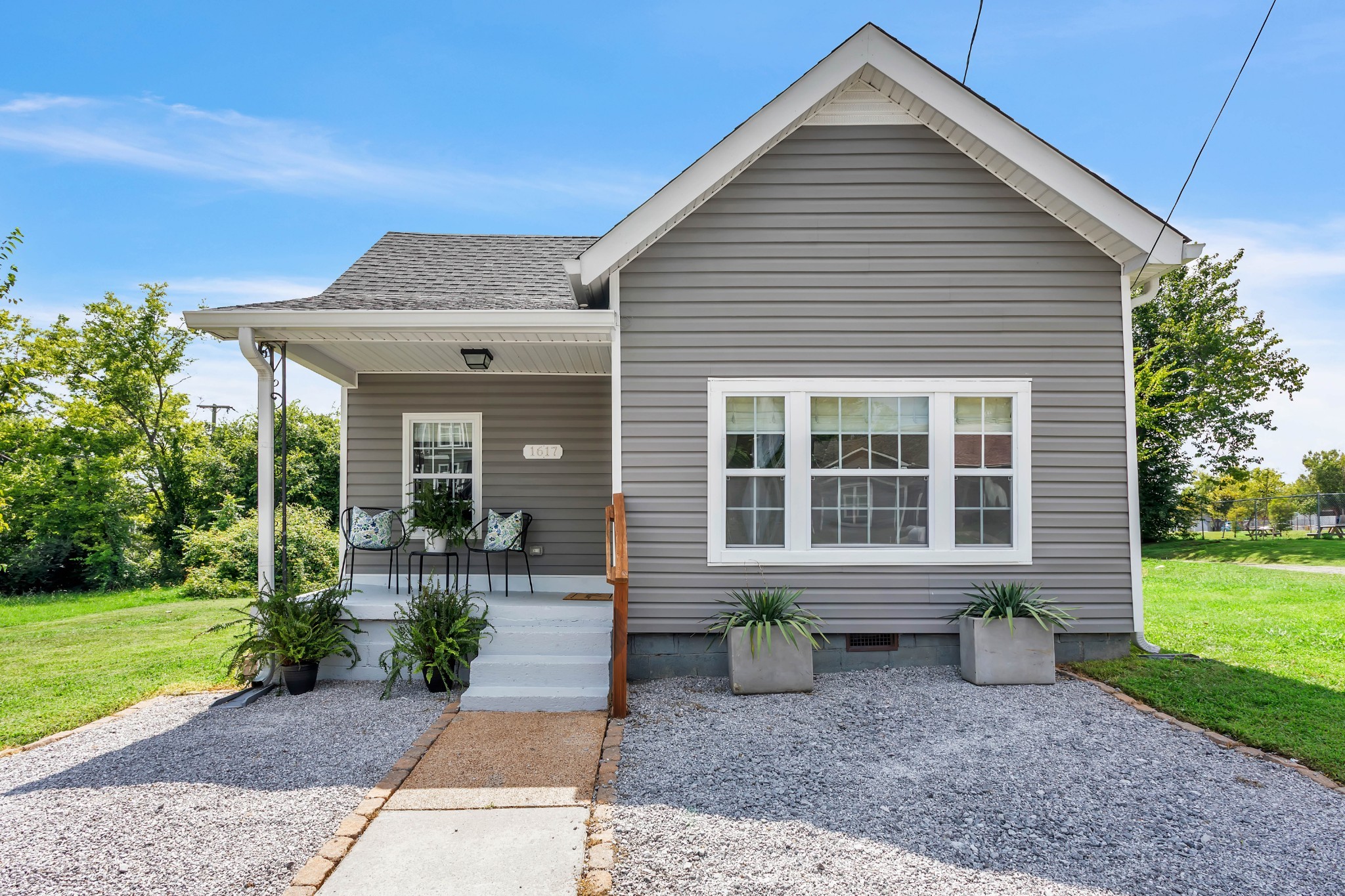 1617 Dr Db Todd Jr Blvd