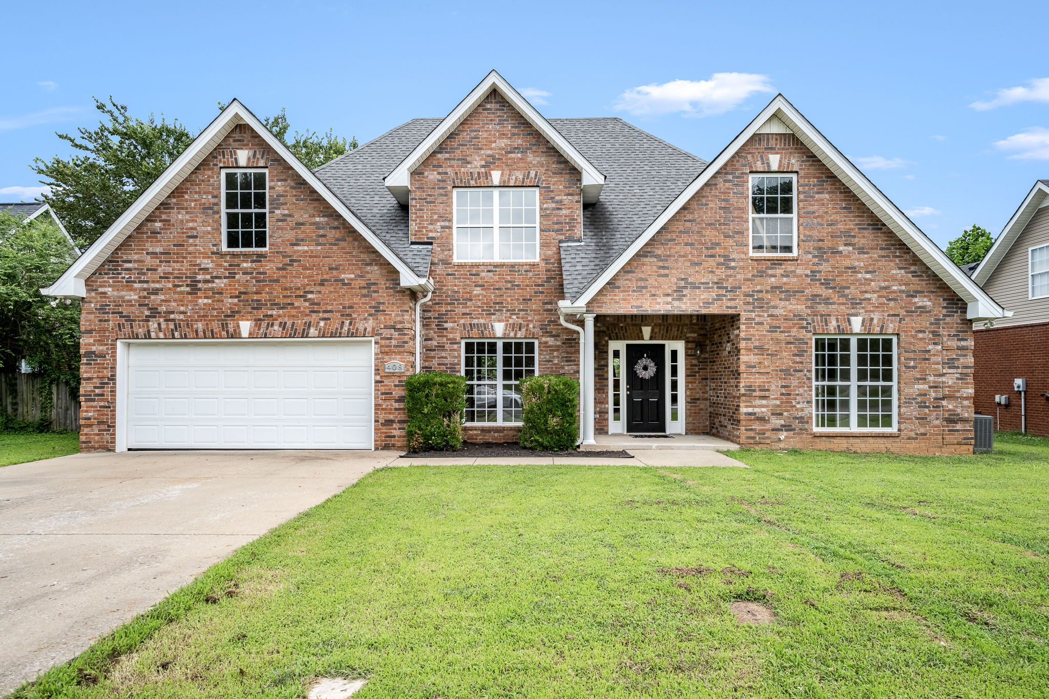 408 Titans Cir