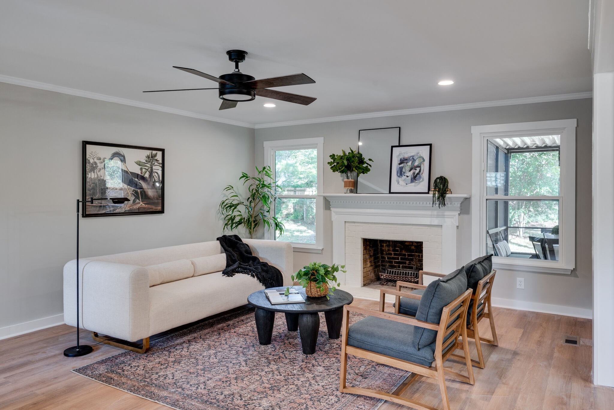 2424 Laurel Hill Ct