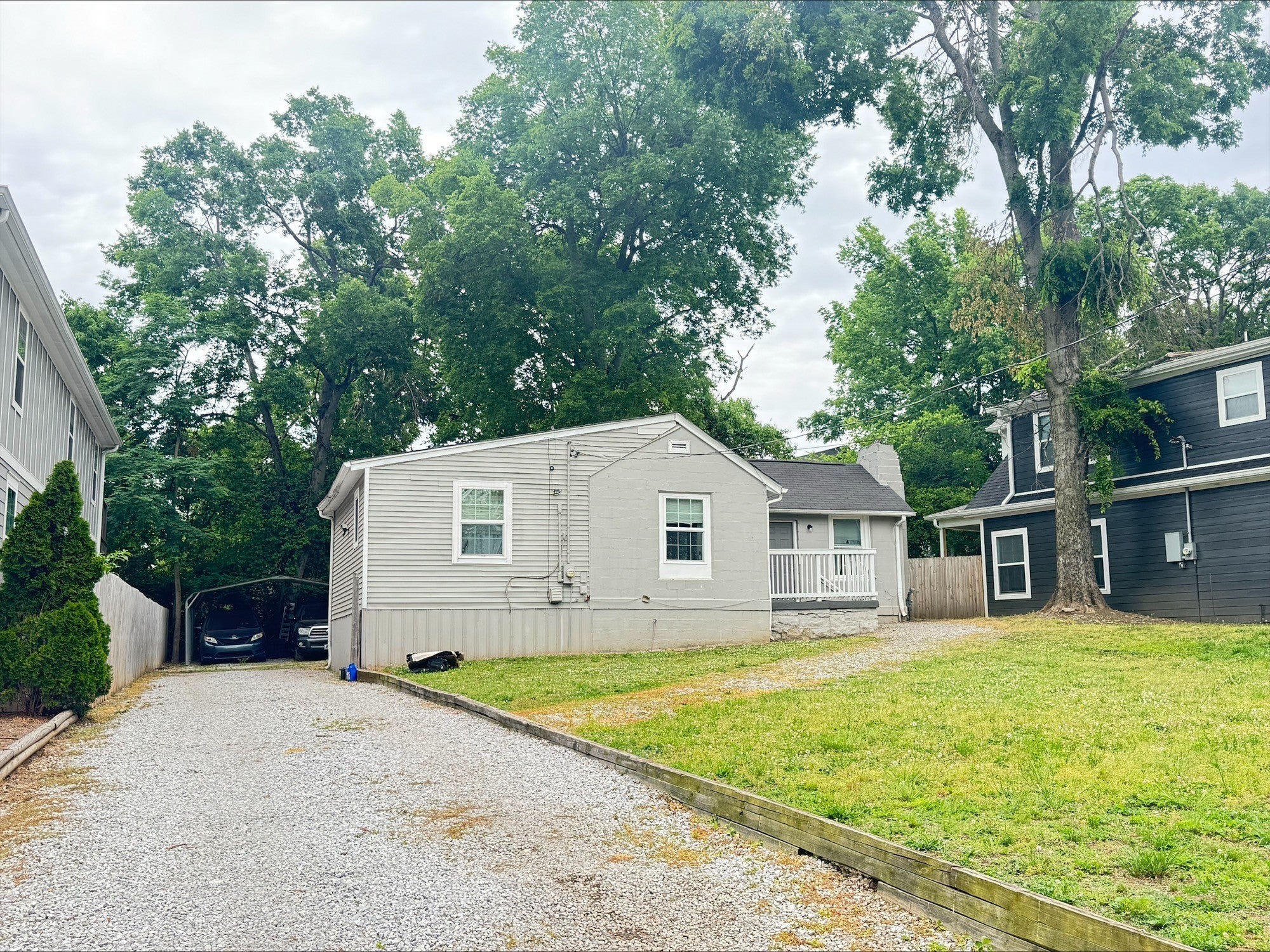 listing at 2222 Kline Ave, Nashville