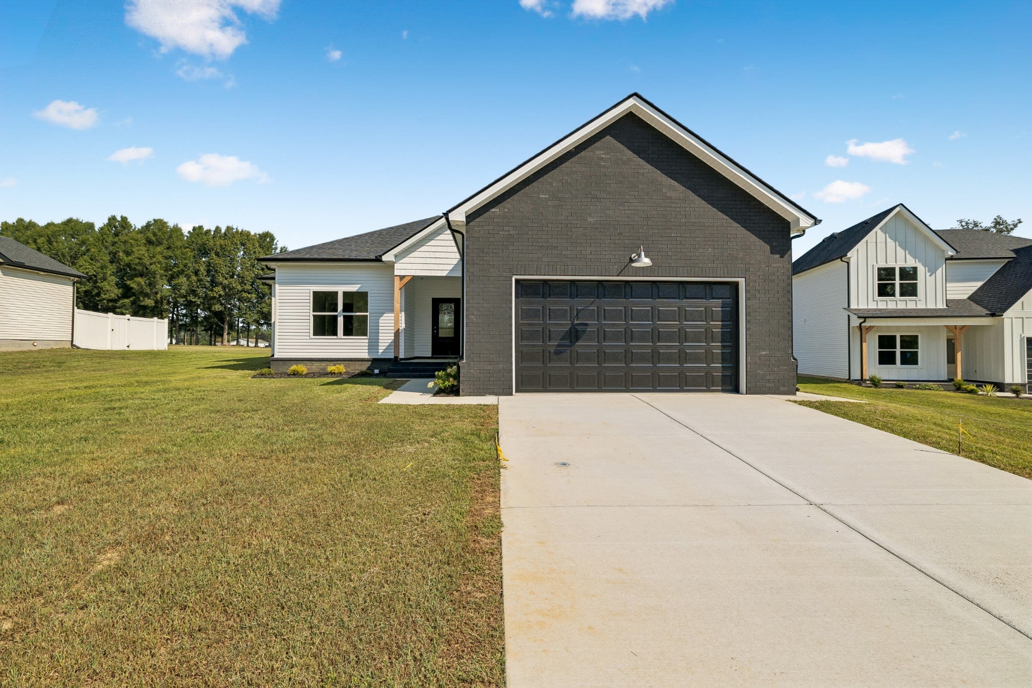 194 Vickers Rd