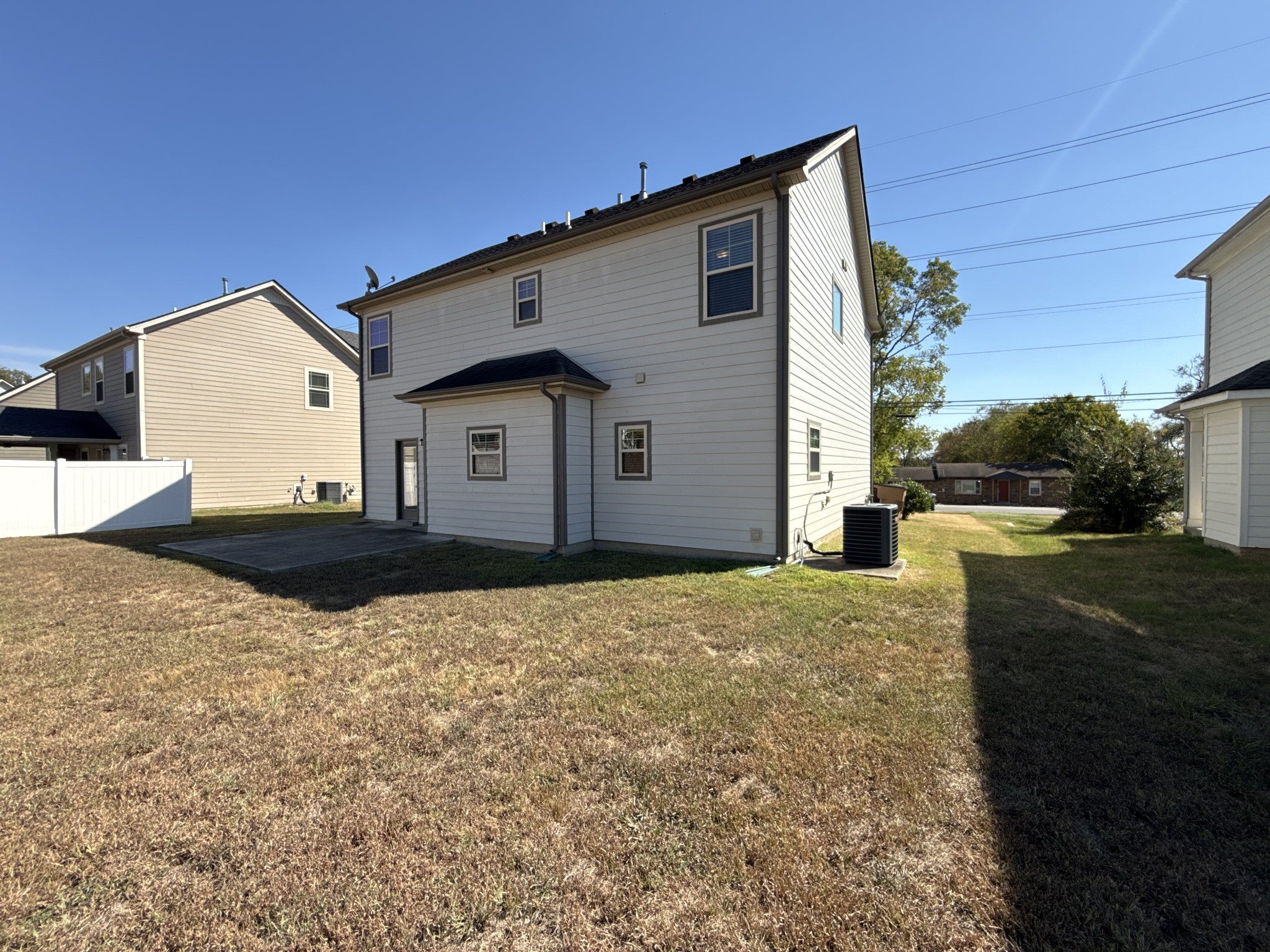 576 Green Ln