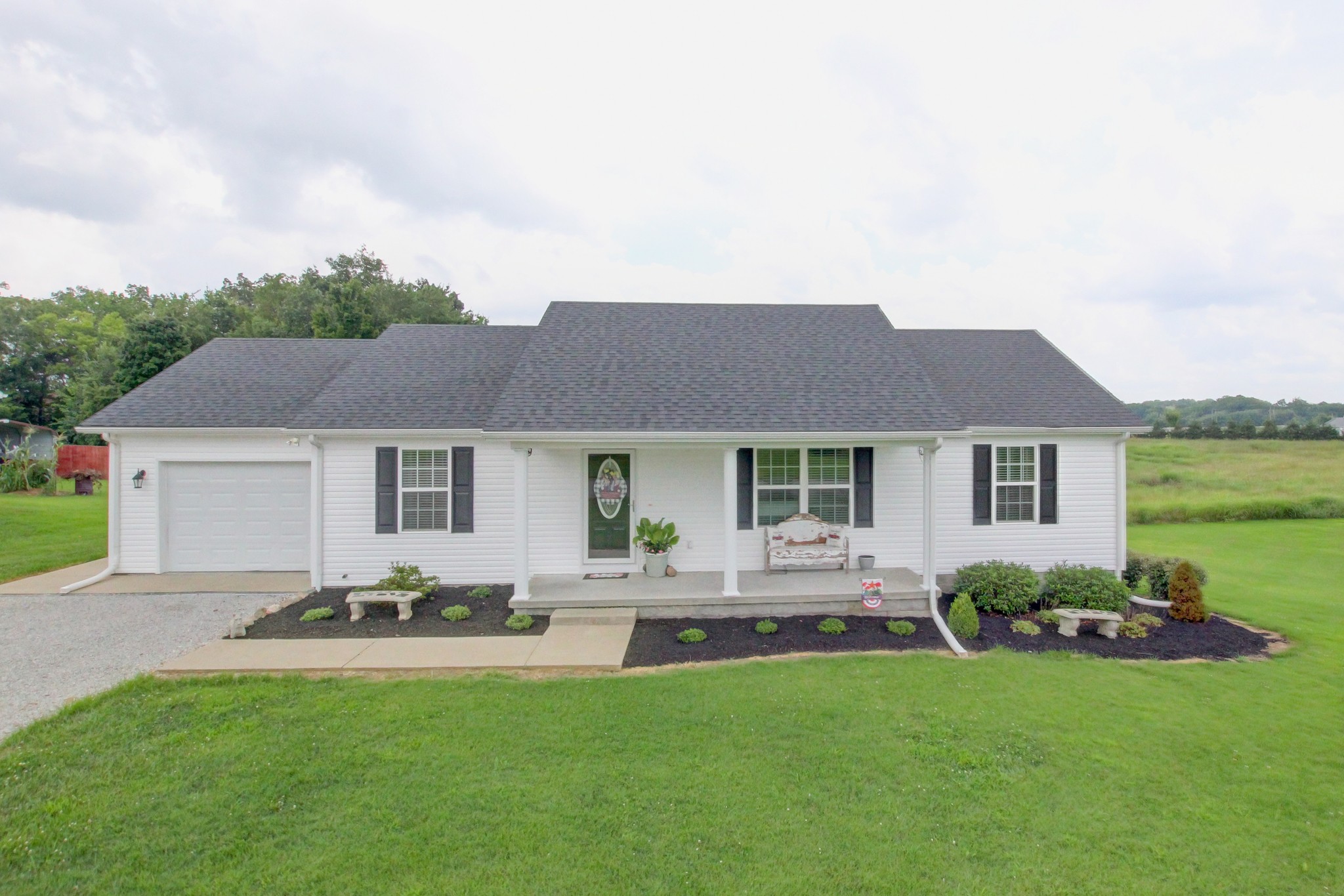 113 Riverbend Dr