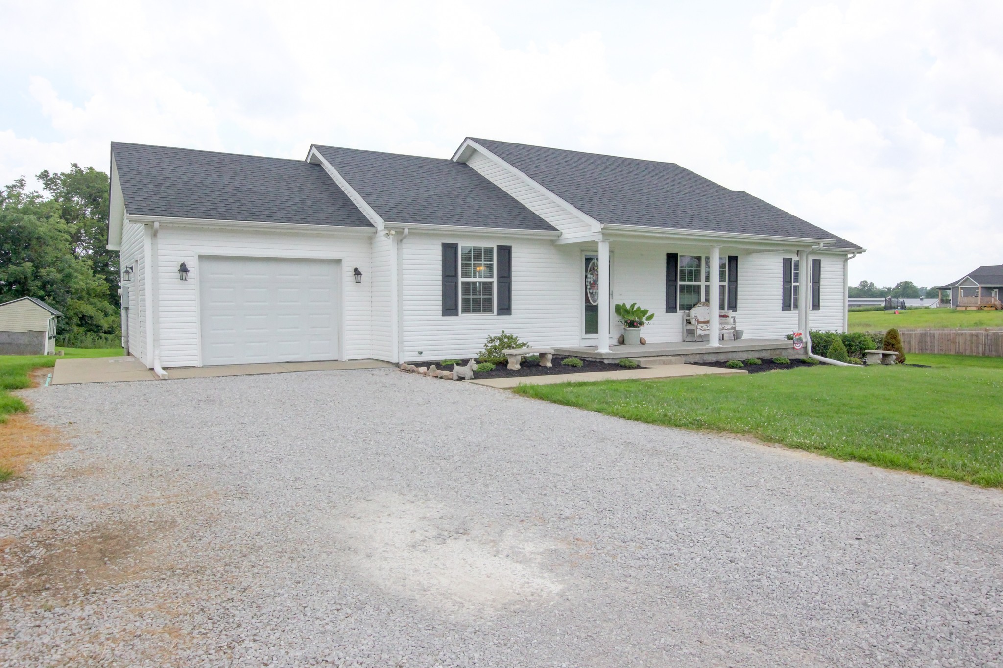 113 Riverbend Dr