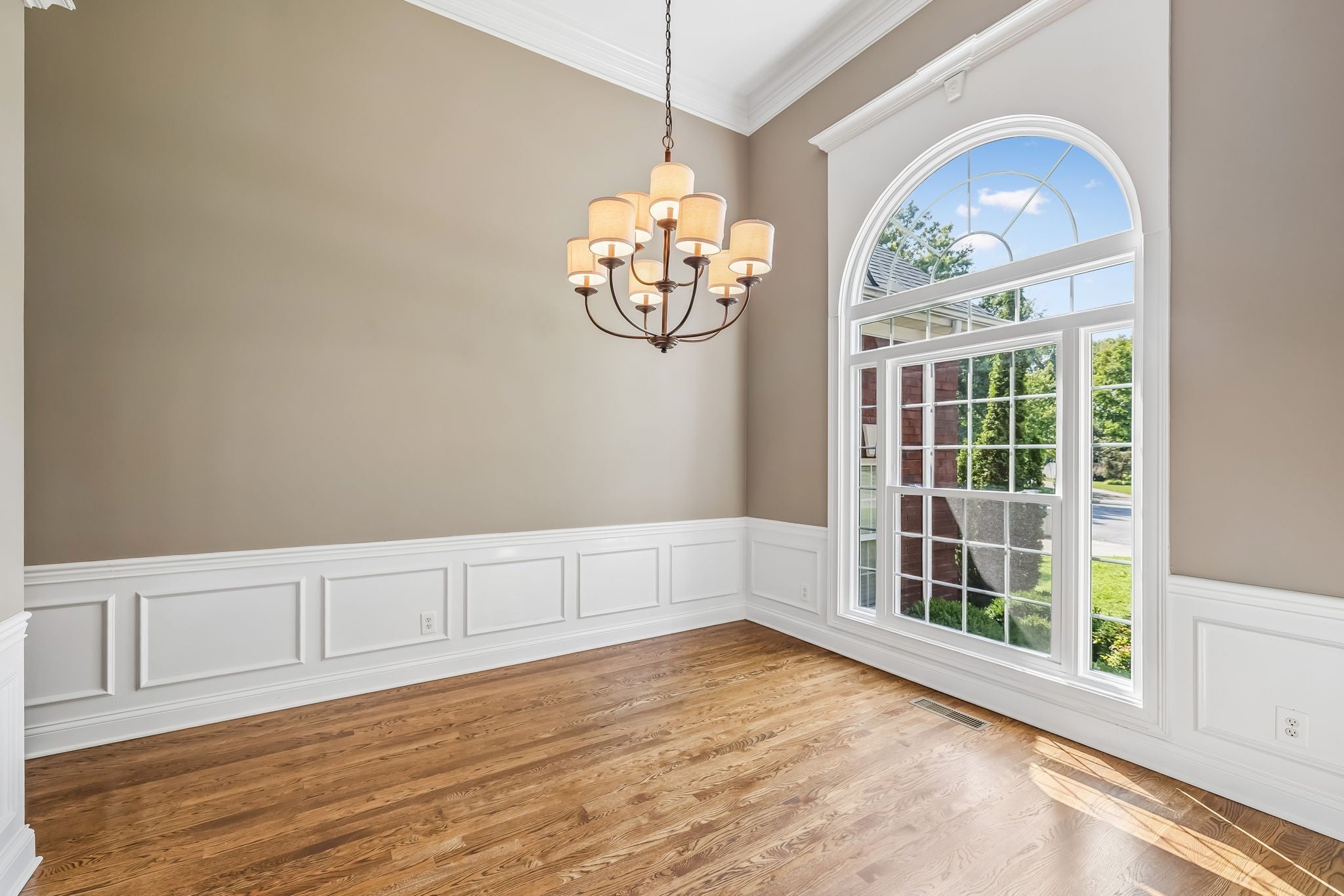 2323 Calderwood Ct