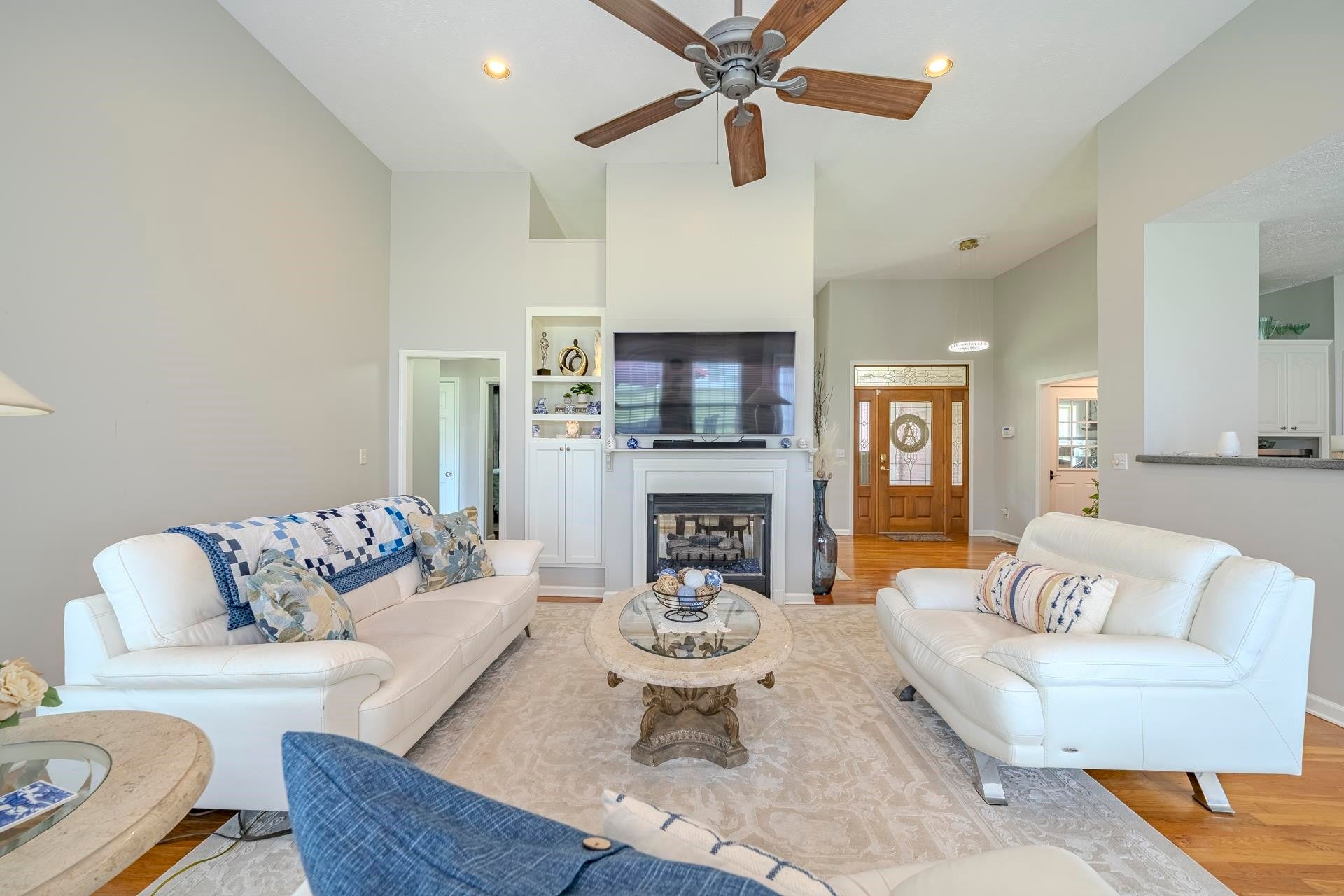 135 BETSY DR