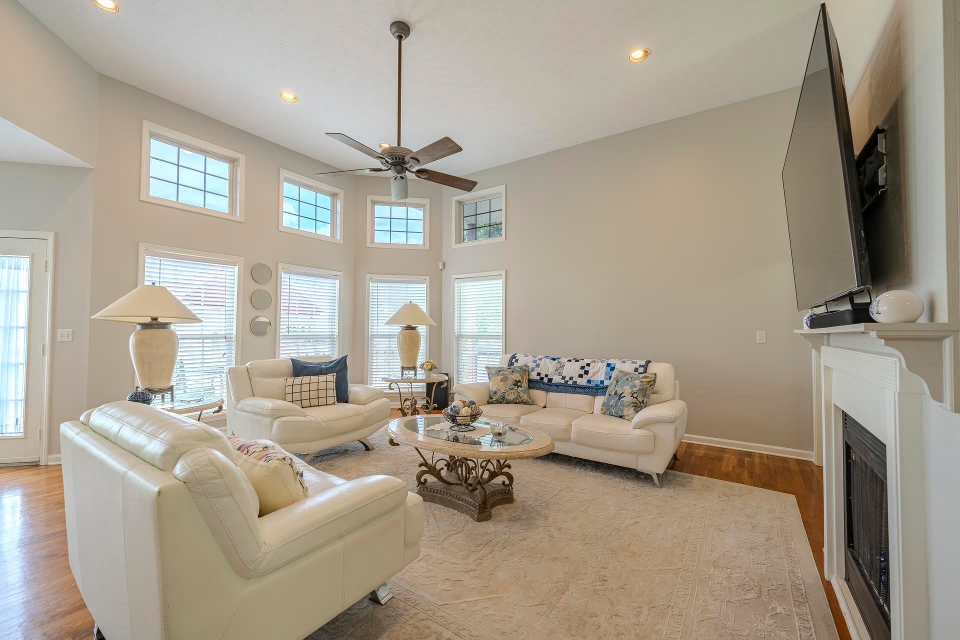 135 BETSY DR