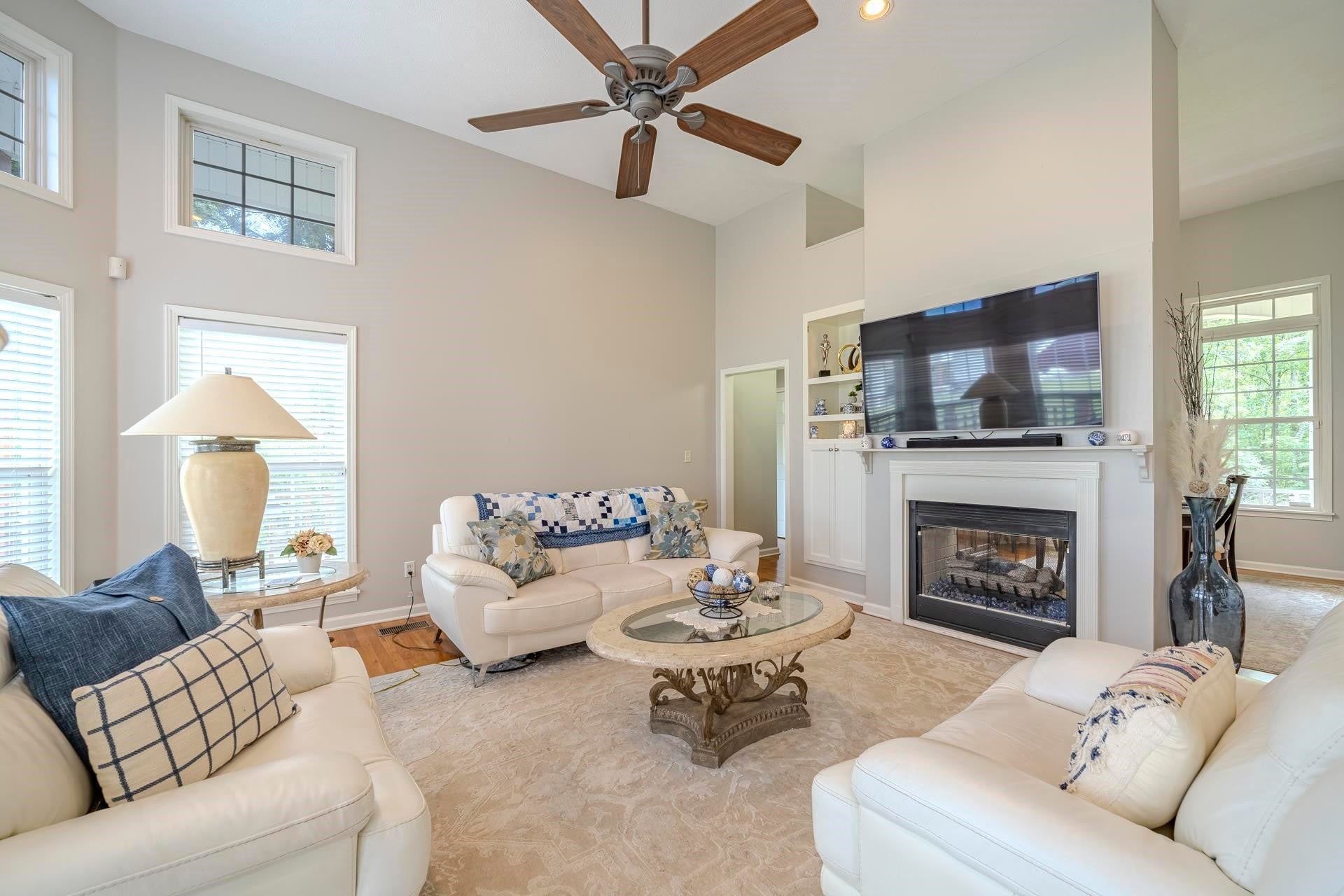135 BETSY DR