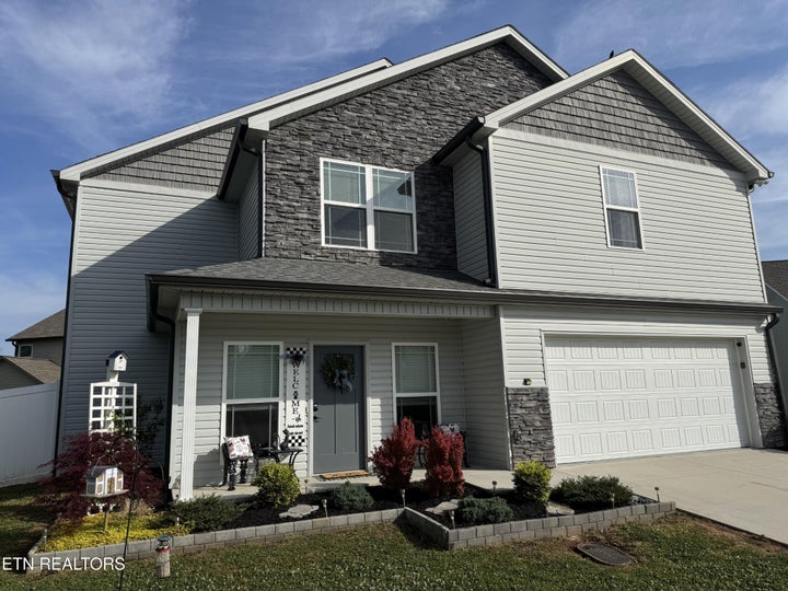 Photo 1 of 33 — 1574 Wingfoot Court, Cookeville, TN 38506