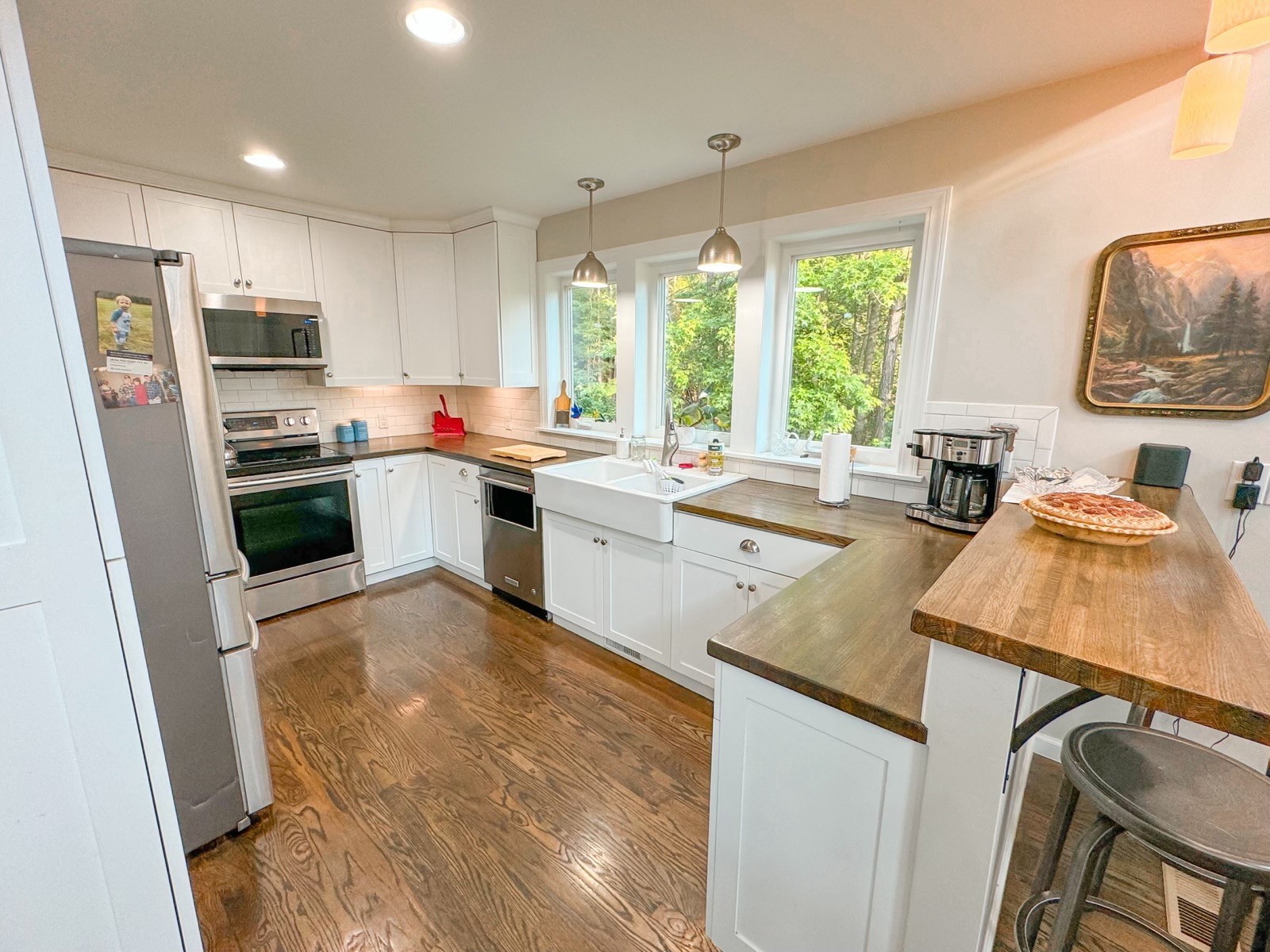 4042 Jones Hollow Road