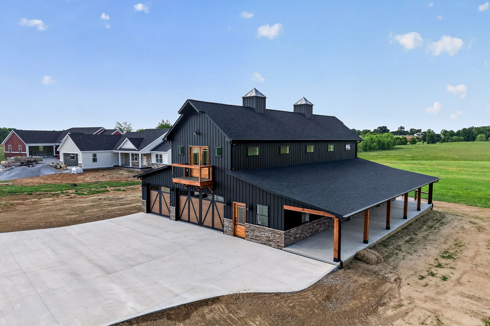 123 Cattlemans Dr