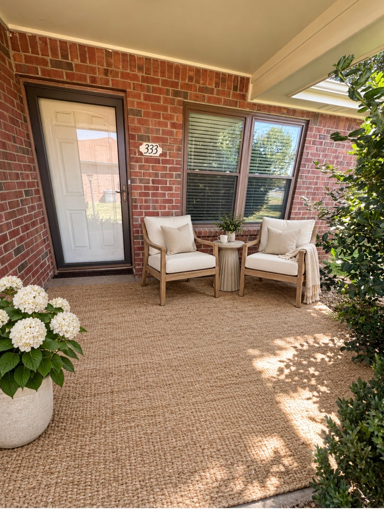 2-bed listing at 333 Deer Lake Dr, Nashville