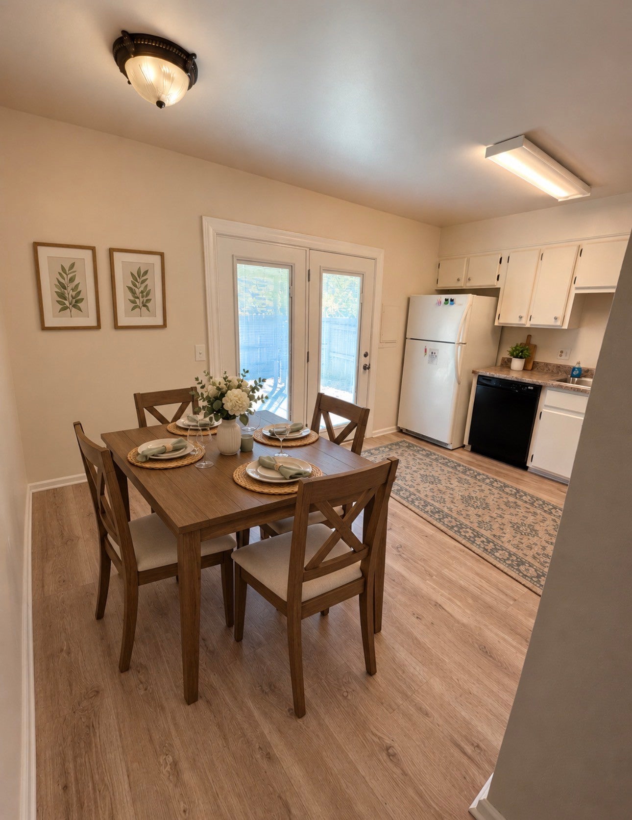 333 Deer Lake Dr