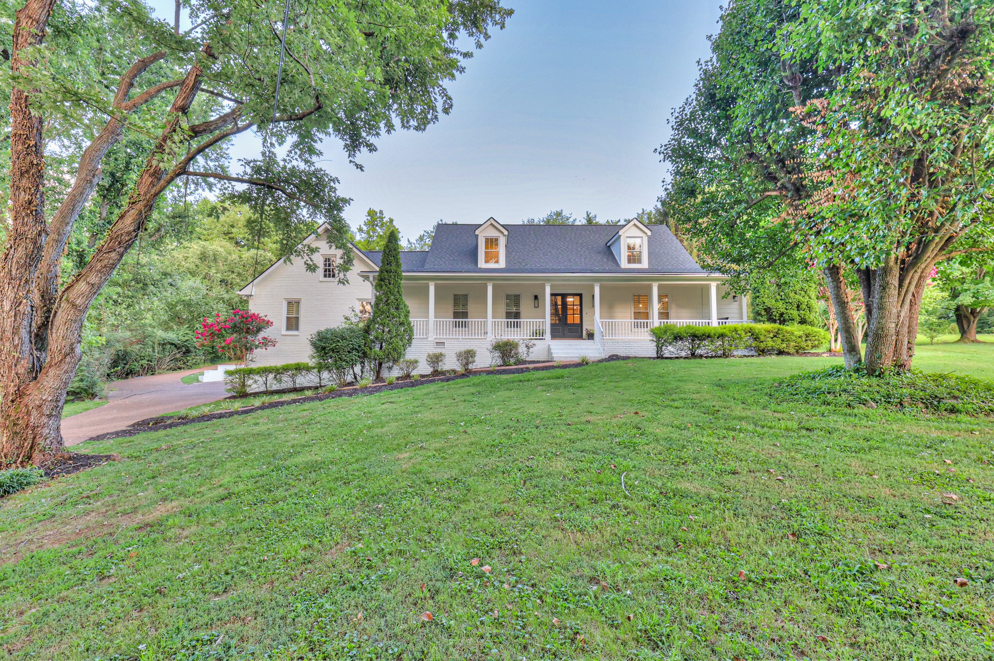 9301 Arrowhead Ct