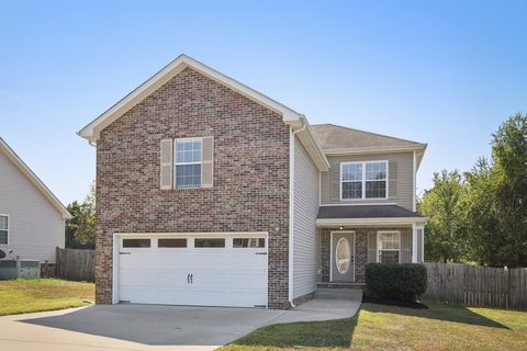 1824 Jackie Lorraine Dr Clarksville TN 37042