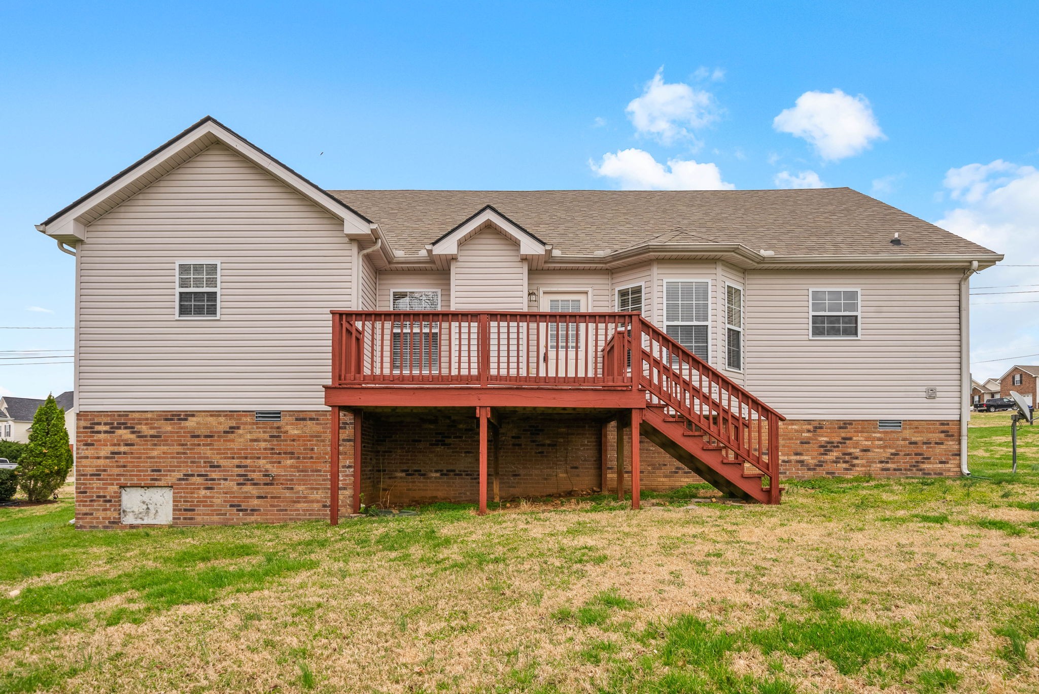 Clarksville, Tennessee 37040, United States, 3 Bedrooms Bedrooms, ,2 BathroomsBathrooms,Residential,Active,107233