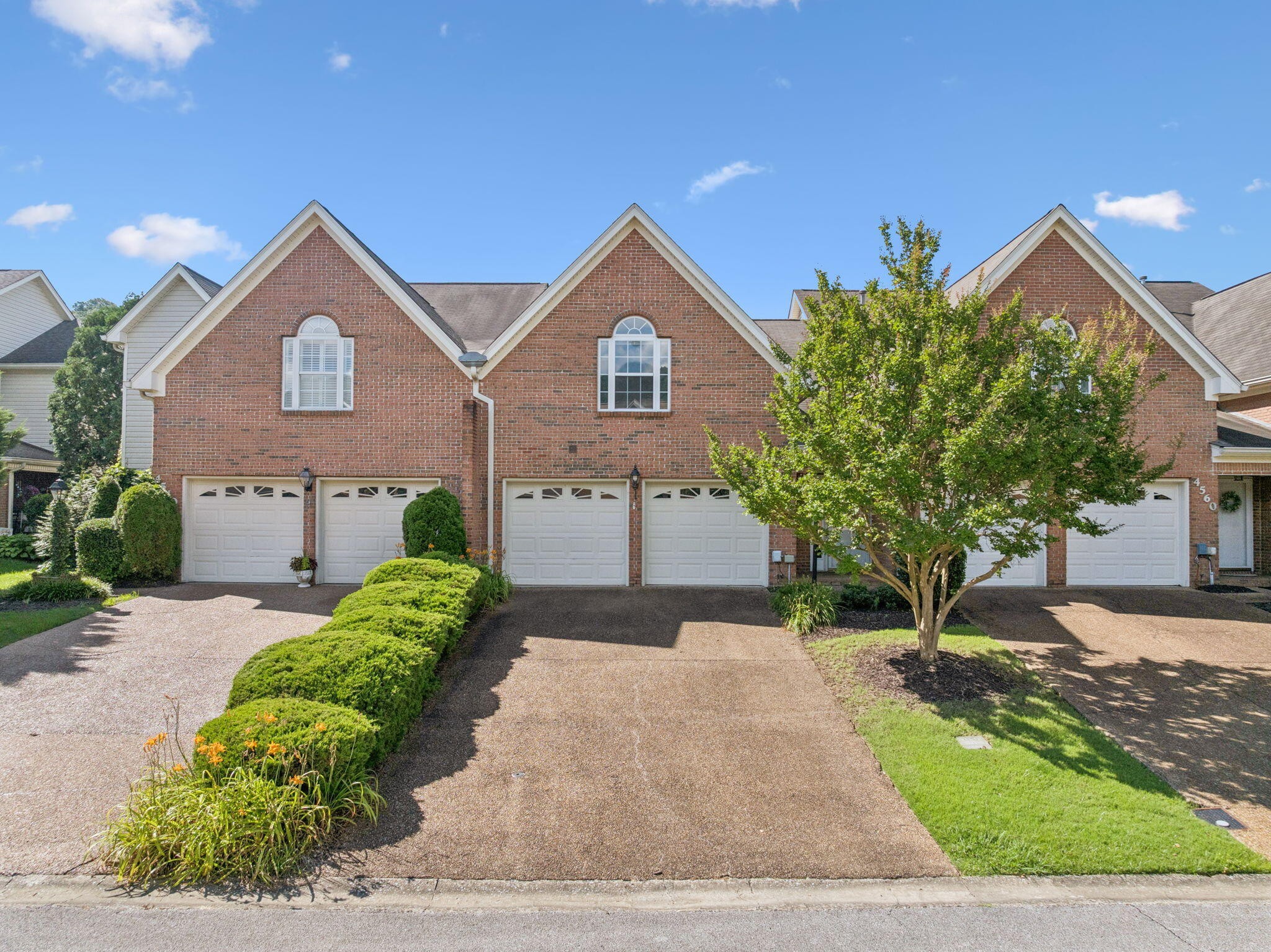 4550 Fire Pink Trail